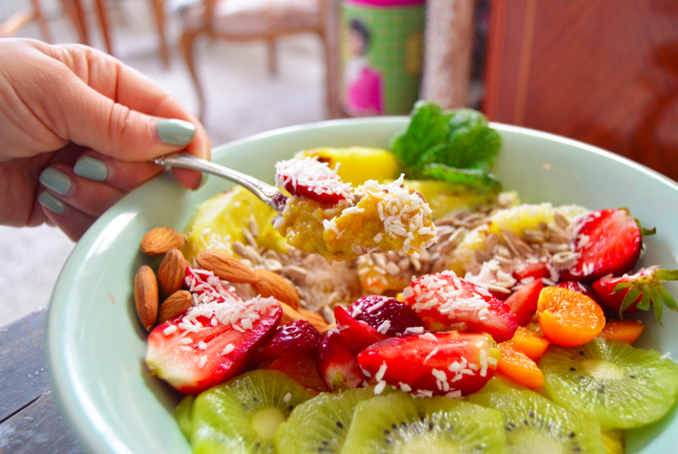 mindfullyraw-tanja-youtuber-raw-vegan-fullyraw-recipe-956x640